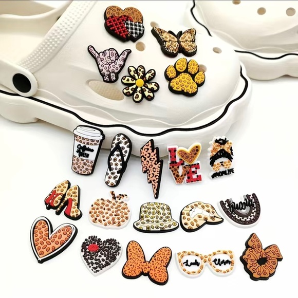 Leopard print Croc Charms - Picture 1 of 2